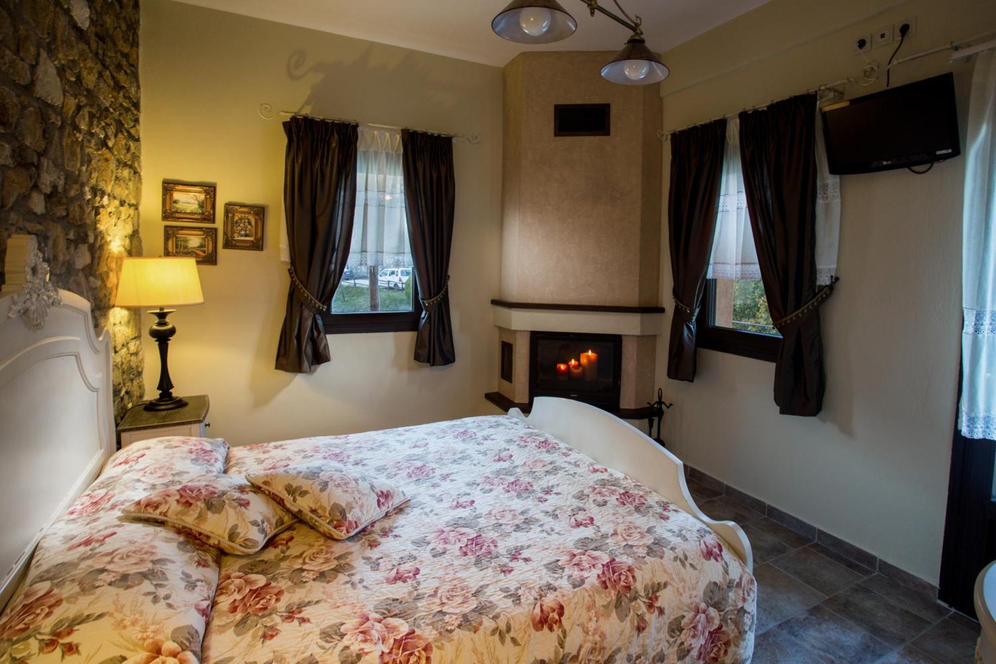 Atrion Highland Hotel إلاتوشوري الغرفة الصورة