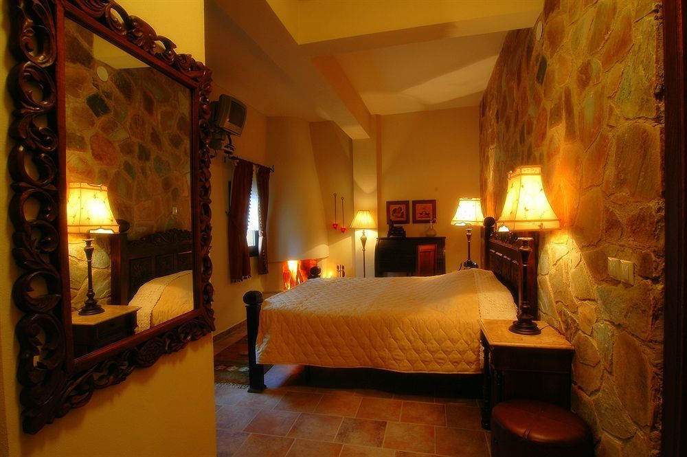 Atrion Highland Hotel إلاتوشوري المظهر الخارجي الصورة